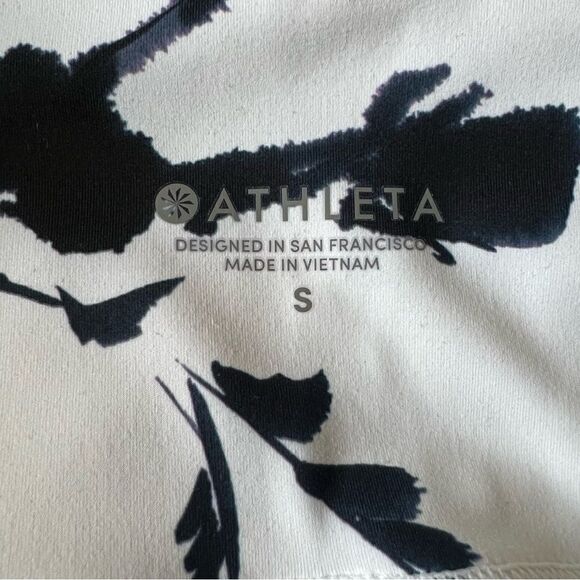Athleta Blue and White Water Flower Leggings Size Small - Picture 8 of 9